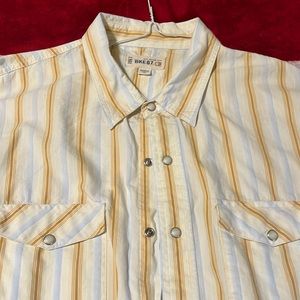 Western Striped Long Sleeve Casual Shirt! Pearl buttons. Chest pockets. $18